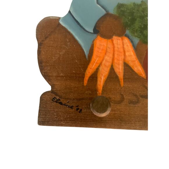 Vintage Bunny 3 Peg 3 Bunnies Wall Hanging Keys Leashes Signed Elaine 98 - Picture 4 of 7